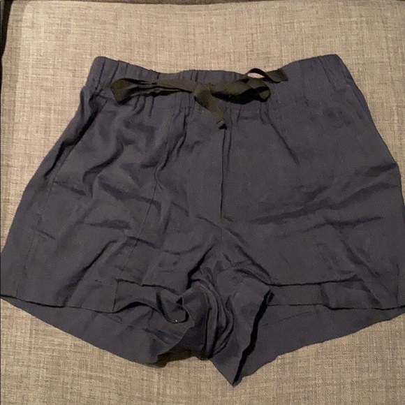 Babaton Linen Blend Shorts - Picture 1 of 3